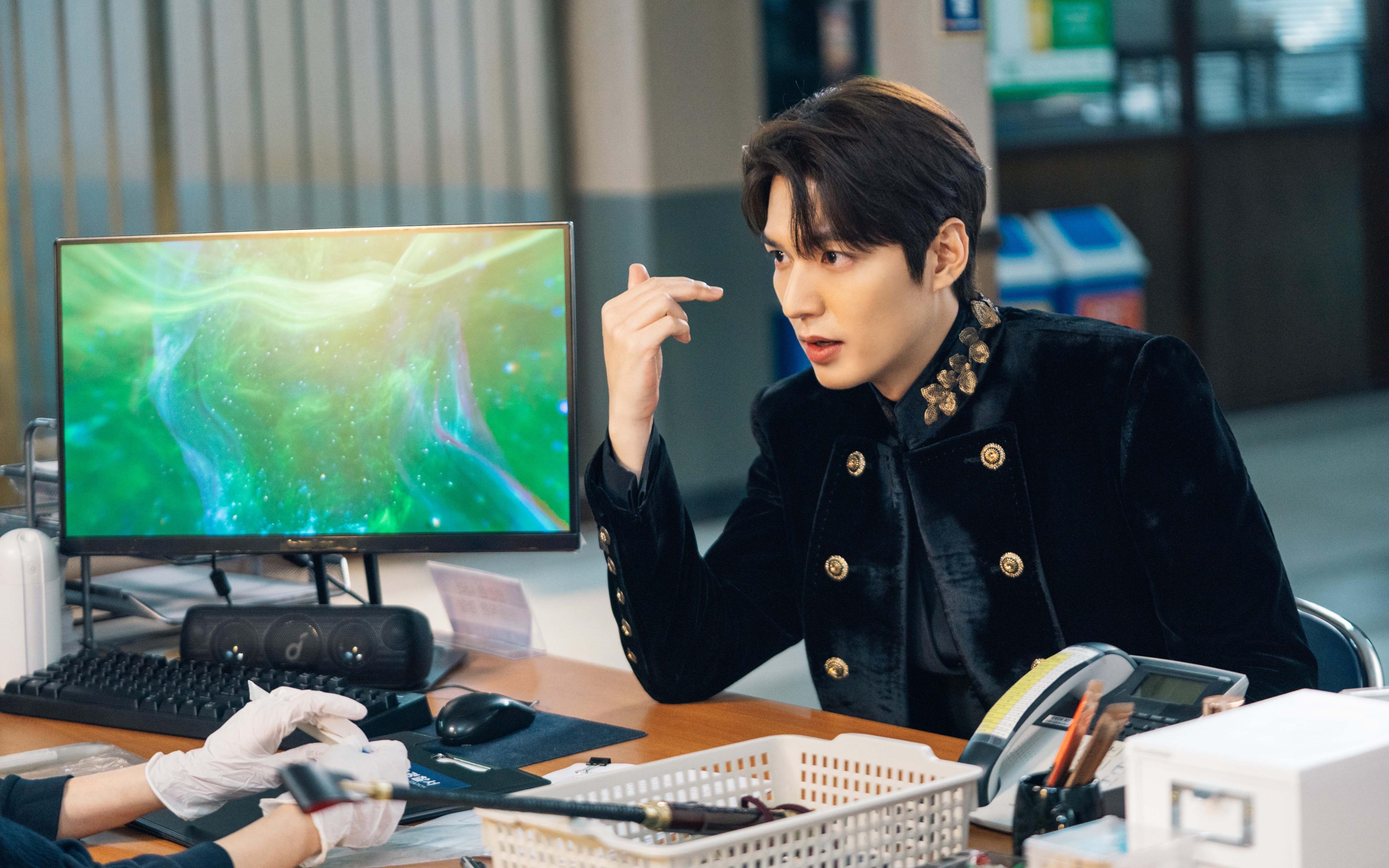 逆转滑雪选手完成逆袭夺冠,逆转滑雪选手完成逆袭夺冠任务