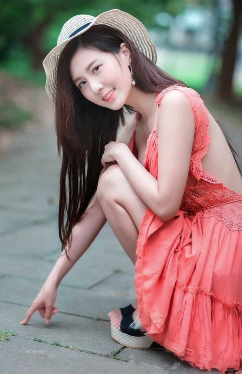 雷丁攻守兼备，皇家军团奋力抢分，雷丁变身正规军