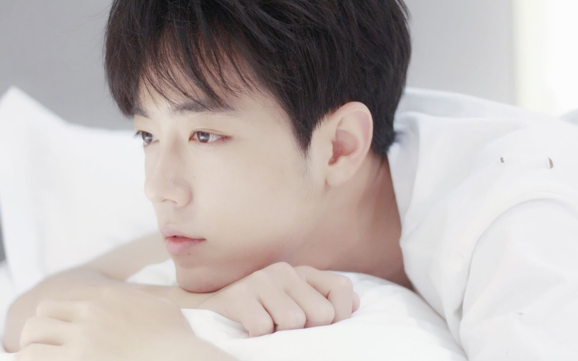 西甲“领跑者大比拼”:皇马vs巴萨,荣誉之战谁更强?