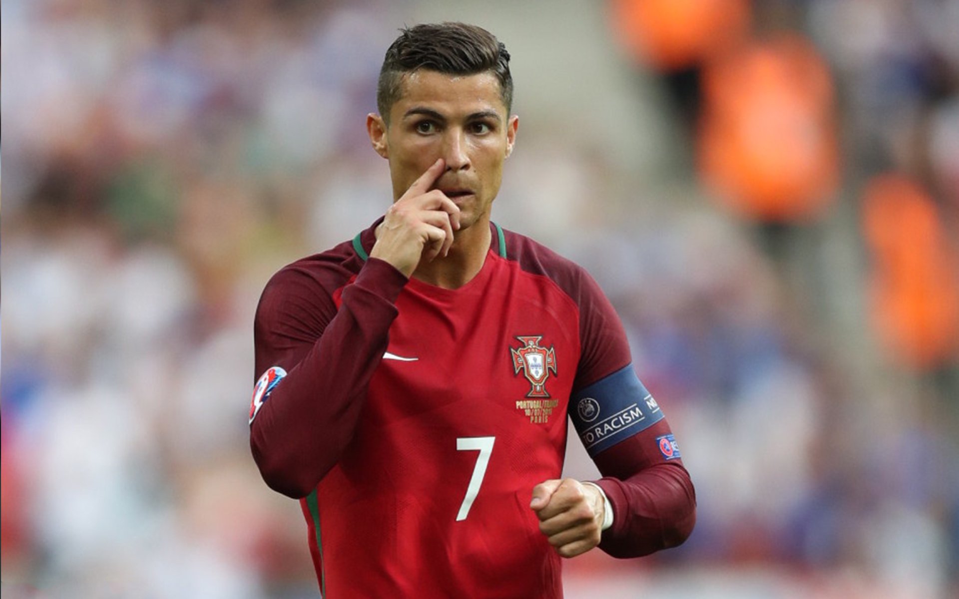 欧冠巅峰对决，球迷用心创造难忘回忆，欧冠相互战绩